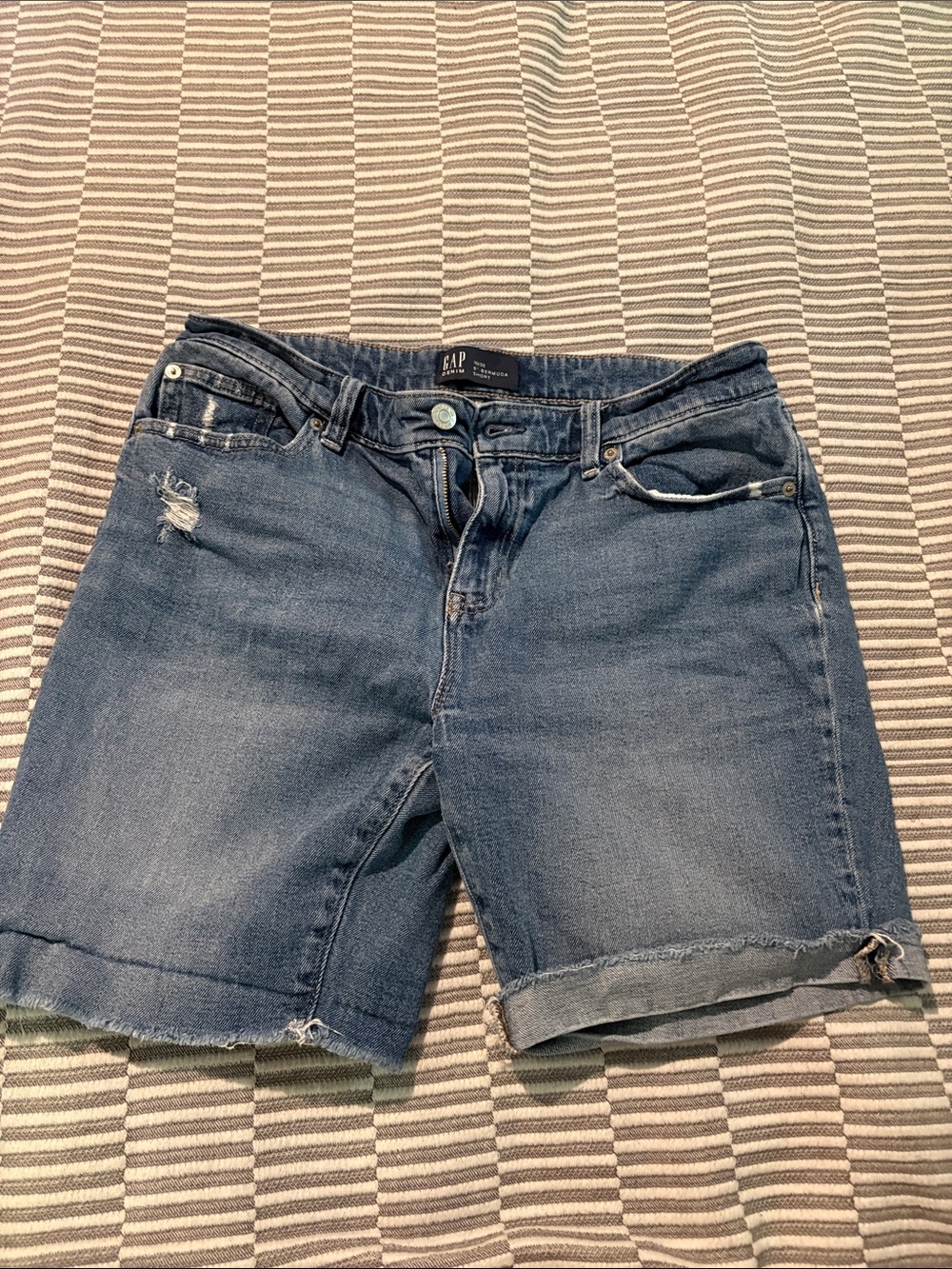 GAP Women's Mid-Blue Distressed Denim Shorts